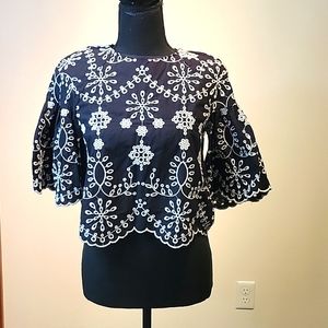 Zara Black w/White  Floral Embroidered Eyelet Crop
